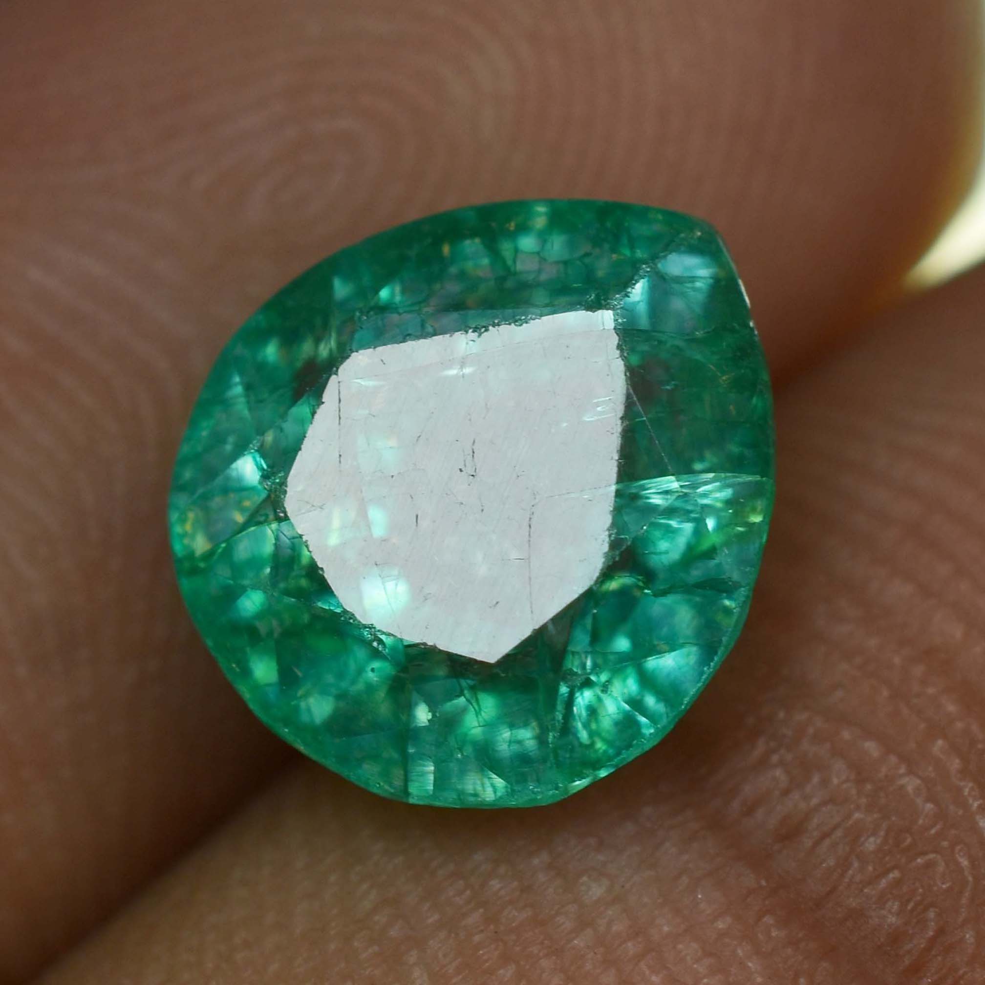 

Natural Green Muzo Emerald 4.35ct Pear Cut Certified Loose Gemstone 10.1 mm approx зелений