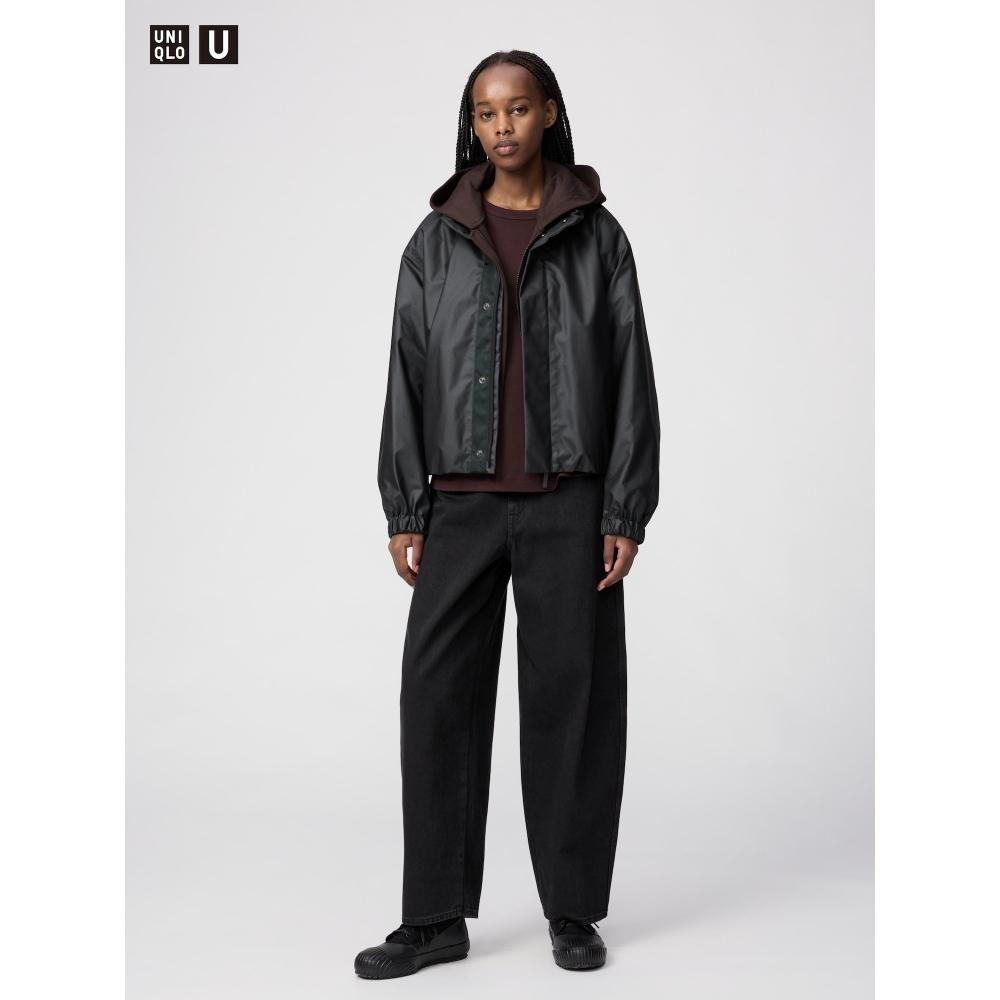 Uniqlo Curve Pants Model