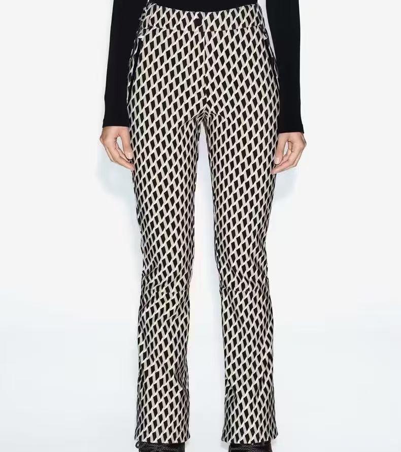 

Европейская и американская женская мода Разноцветная лыжная куртка с капюшоном и кулиской на талии - Осенне-зимний стиль Large