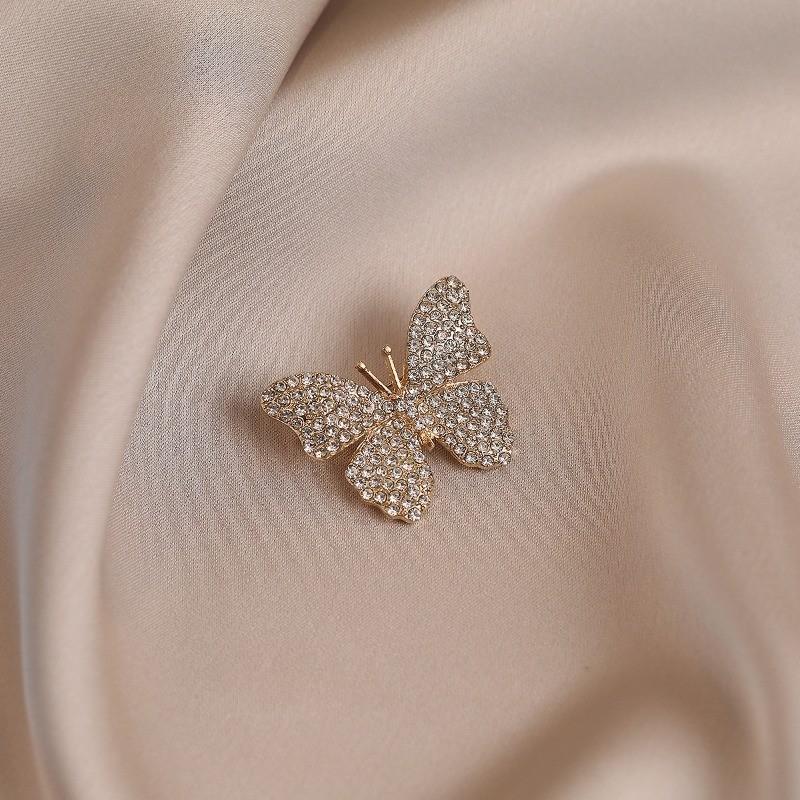 

Yutsai Fashion Gradient Butterfly Brooch Alloy Sweet Brooch Women Jewelry Accessories Gifts PD2296 белый