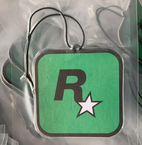 2025 New Car Air Freshener Tablets - R Star Pendant, Light Scent High-End Car Interior Fragrance