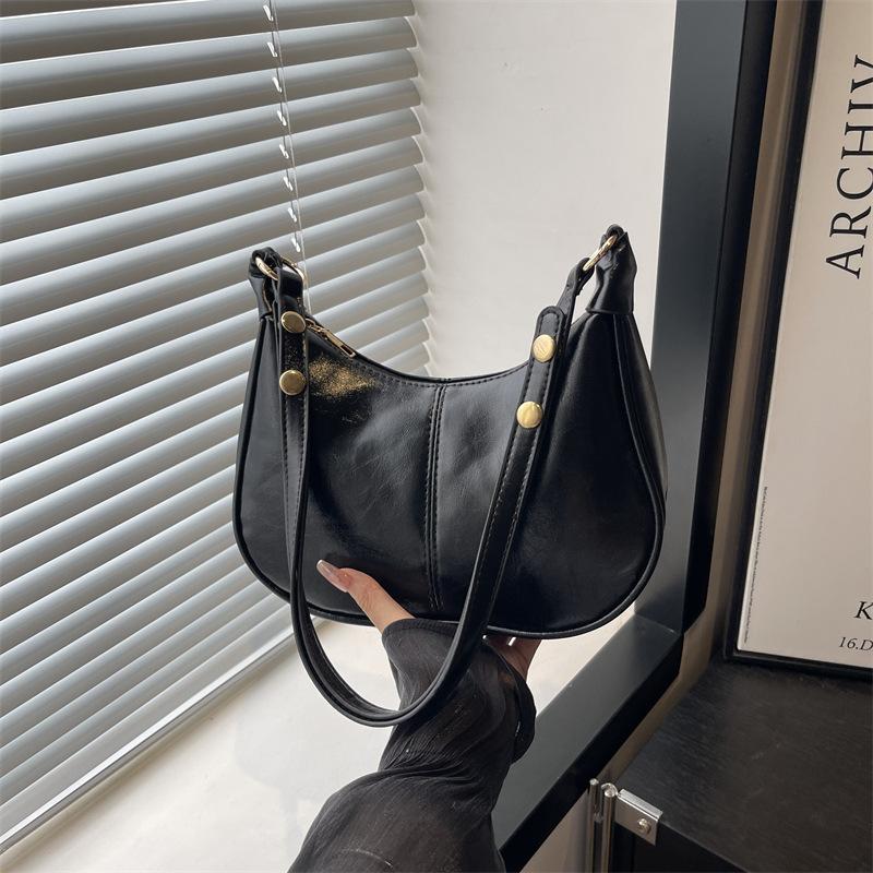 Premium sense niche bag women's autumn 2025 new retro versatile shoulder messenger bag underarm work dumpling bag