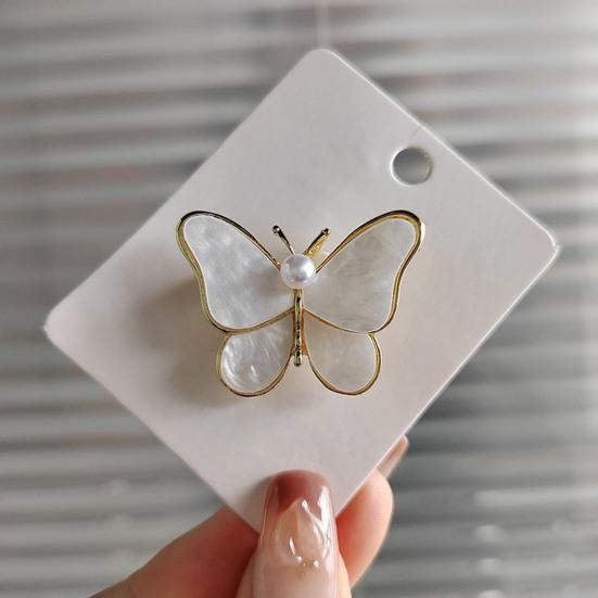 Women Brooch Sparkling Rhinestones Faux Pearl Butterflies Shape Lapel Pin Suits Coats Bags Scarves Badge Versatile Accessory