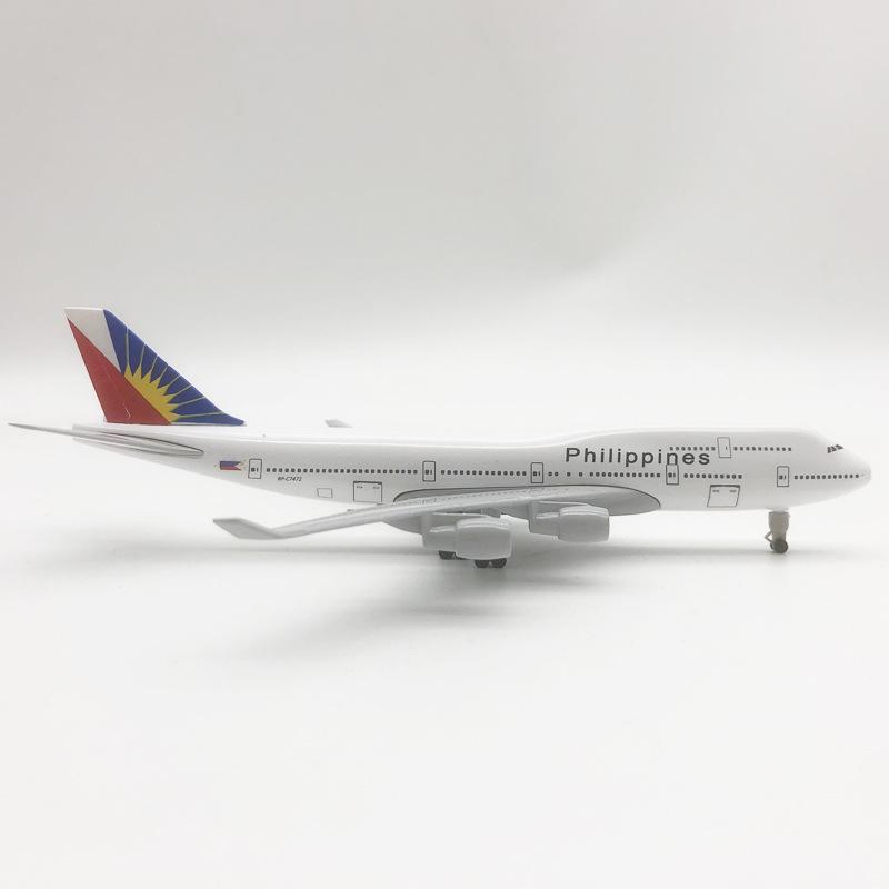 B747 Philippines Airlines 20CM 1:400 Diecast Plane Model With Base Landing Gears Alloy Aircraft Decoration Collection