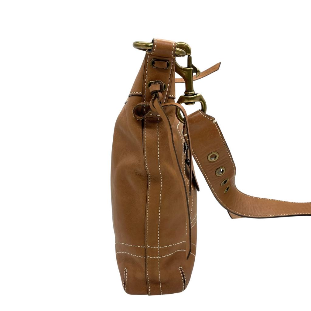 Used COACHShoulder Bag Brown leather Women