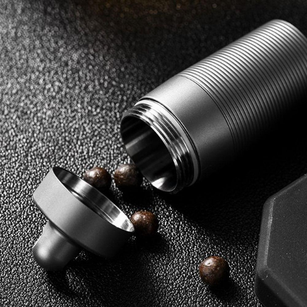 Ultralekkie pudełko do przechowywania ze stopu tytanu Przenośny pojemnik na pigułki Brelok Kapsułka Narzędzie EDC na zewnątrz