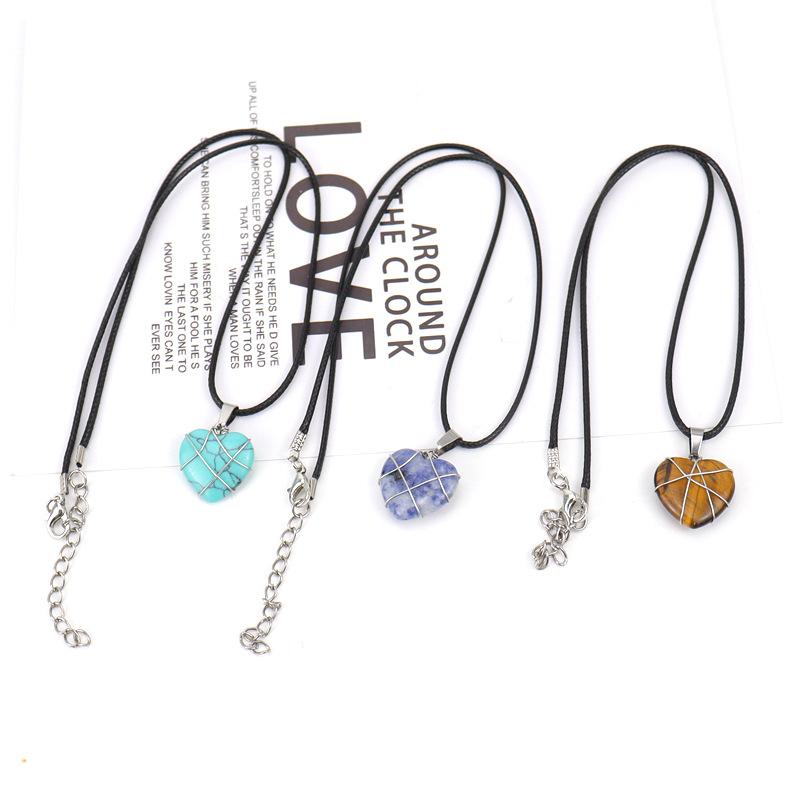 Handmade Copper Wire Winding Natural Crystal Barbie Love Necklace Cute Heart Necklace N567