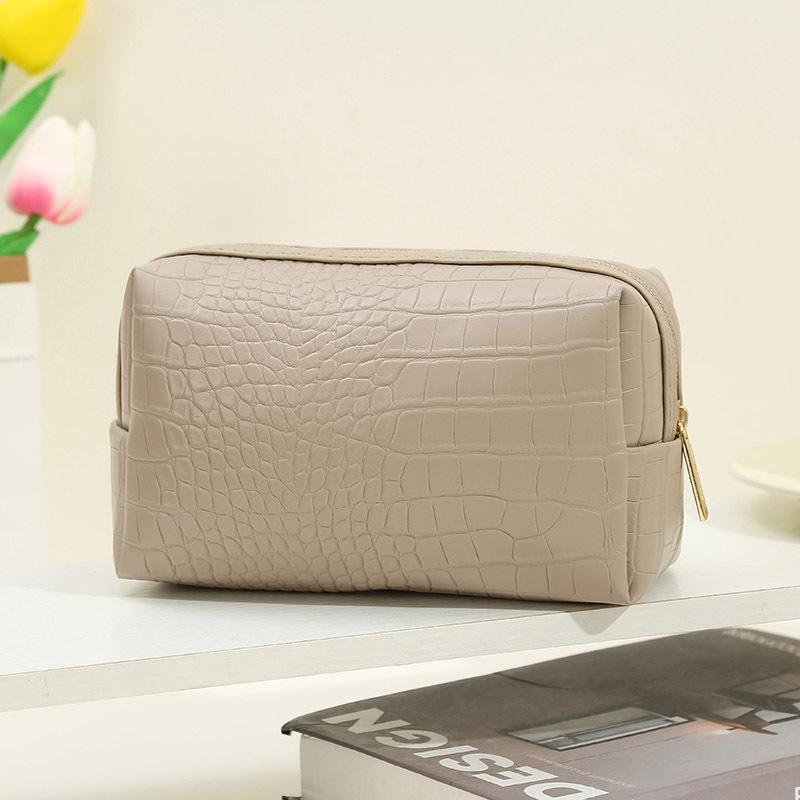 Fashion Women's Portable Cosmetic Bag Mini Jewelry Bag Lipstick Bag Travel Small Makeup Organizer Storage Bag