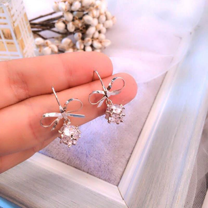 Boucles d'oreilles puces nœud en zircon luxueuses coréennes-françaises