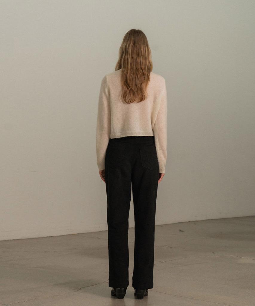 Mosyupamosyu Jane Straight Cotton Pants [Black]