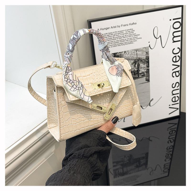 Small-scale Handbag - Elegant Women's Shoulder Bag for Commuting and Cross-body Use