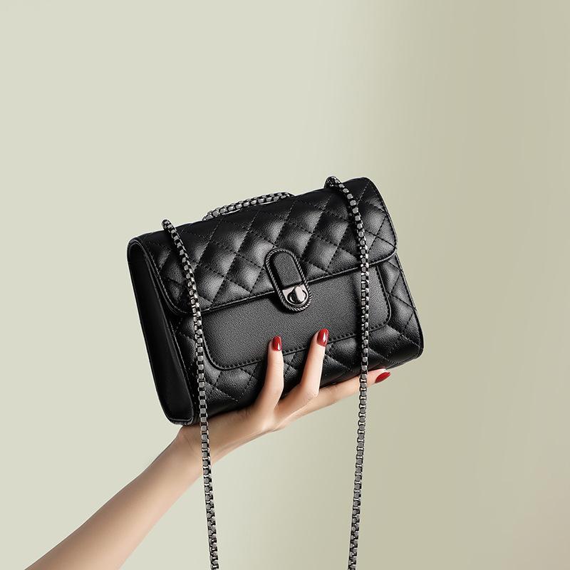 Bag Women's Crossbody Bag Summer Fall This Year's Popular Small Fragrance Chain Bag