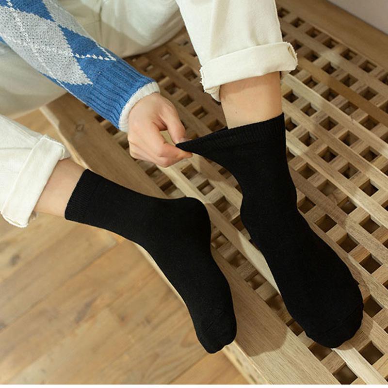 Men's Breathable Cotton Mid-Tube Socks - Sweat-Absorbent, Deodorant, Black & White, Business Casual for Spring/Summer