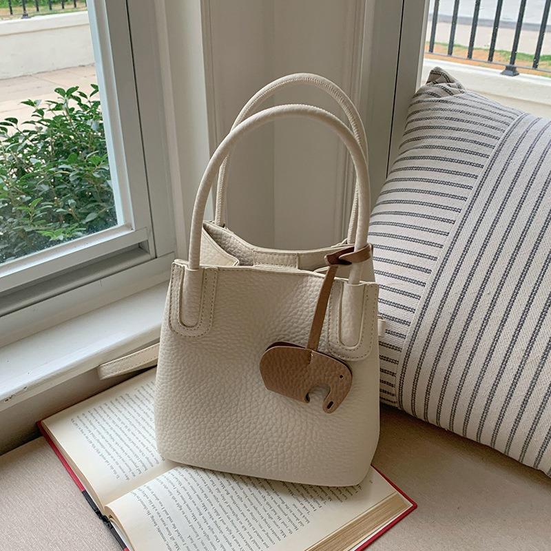 

Сумка-ведро Французская простая повседневная сумка через плечо Весна/лето Нишевый дизайн Сумка через плечо для поездок на работу бежевый