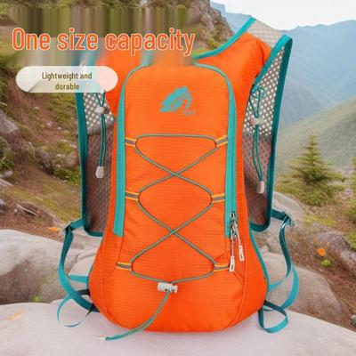 Leichter Outdoor-Rucksack in Unifarben für Wandern, Reisen und Radfahren