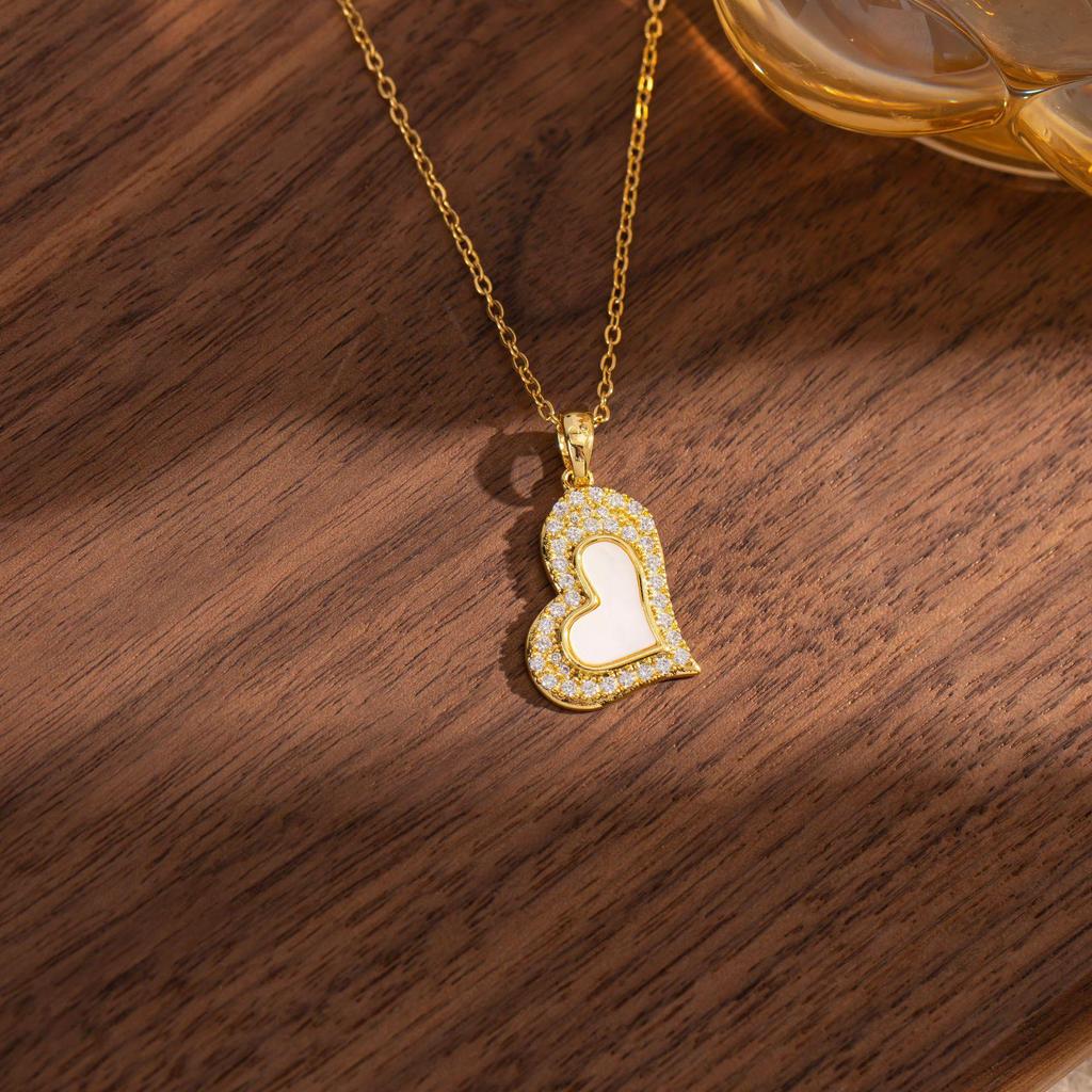 Cross-border E-commerce Heart Diamond Necklace - Classic, Creative, Versatile, and Exquisite Clavicle Chain Jewelry