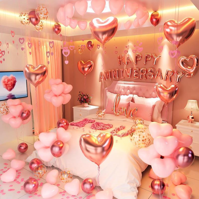 A4413 Red Heart Balloon for Christmas, Halloween, and Anniversary Celebrations.