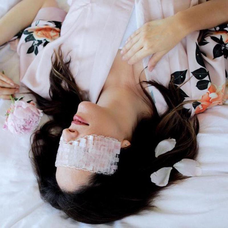 New Rose Quartz Jade Eye Mask Massager Tool Natural Jade Eye Relaxation Massage Stone Skin Massage Beauty Care Tool Gift