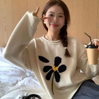 Ins Korean Early Autumn Loose Flower Knit Female Looks Super Pullover Sweater Design Sense Women