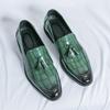Fashion Classic Men's Casual Loafers Driving Shoes Moccasin Fashion Male Comfortable Slip-On Leather Shoes Men Green Tassel Dress Shoes