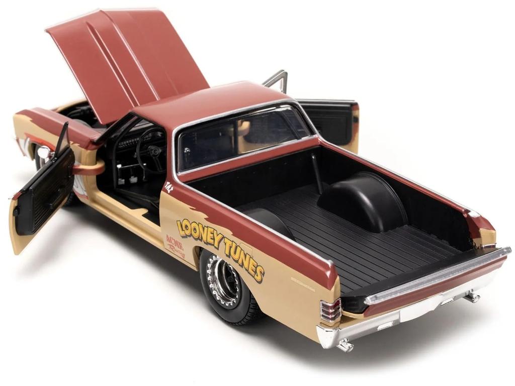 Jada TOYS 1/24 Scale Looney Tunes Chevrolet El Camino 1967 with Tasmanian Devil Figure 35130