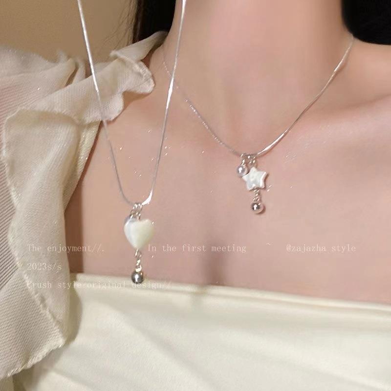 Hot Sale Natural Shell Carved Star Love Pendant Necklace Female Niche Sense Clavicle Chain