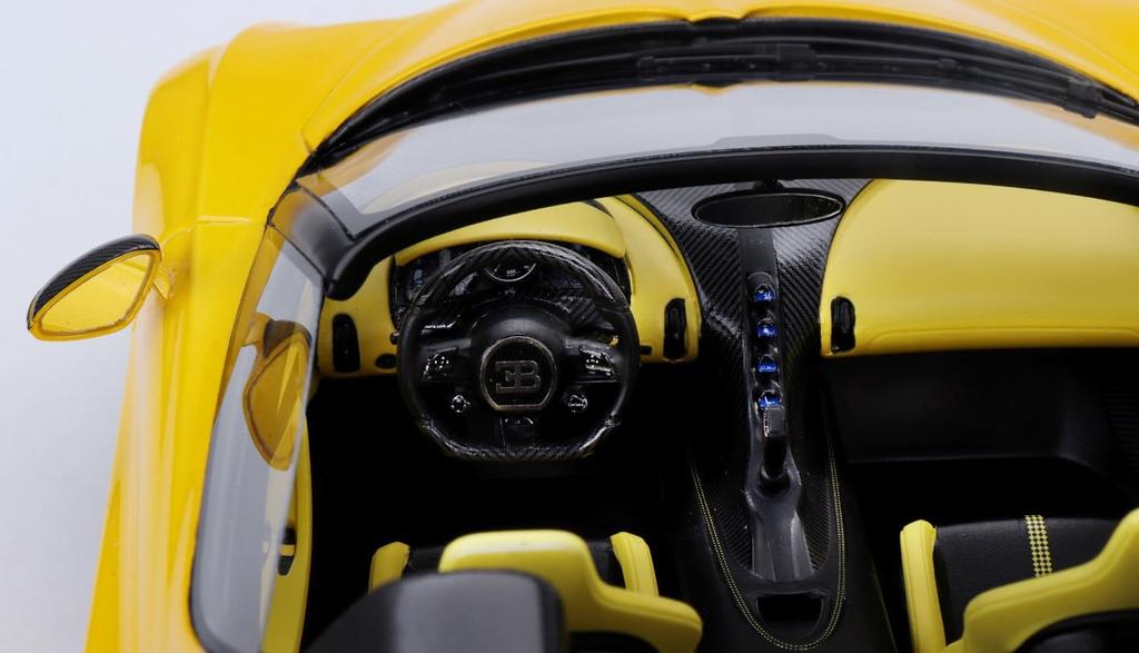 TSM MODEL Scale Bugatti W16 Mistral Yellow Finished Product TS0598 1/18