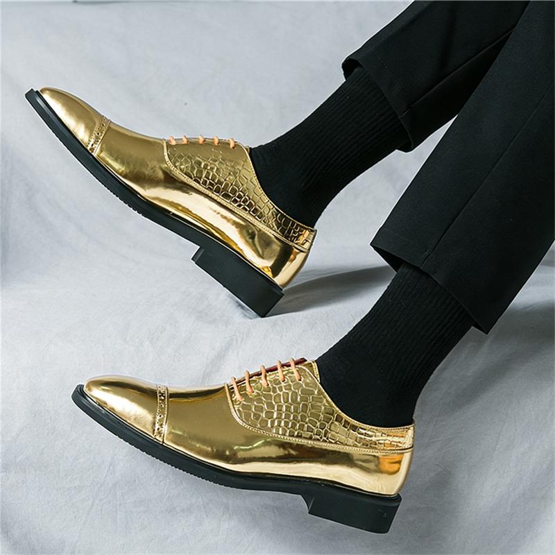 Designer New Pointed Gold Black Brogue Oxford Leather Shoes for Mens Luxury Formal Wedding Prom Dress Homecoming  Zapatos Hombre