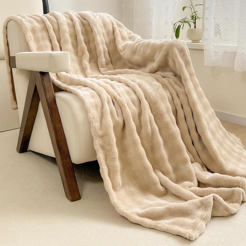 Luxurious Heavyweight Rabbit Fur Plush Blanket - Coral Fleece for Bed, Sofa, or Nap; Perfect for Winter.