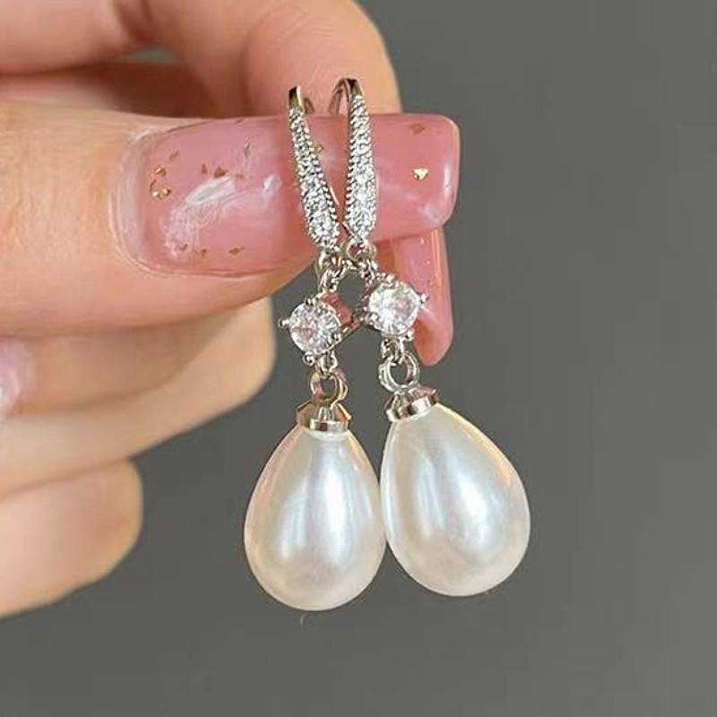 

Huitan Fashion Women Drop Earrings Imitation Pearl Aesthetic Party Wedding Lady Accessories Elegant Zircon Inlaid Shining CZ