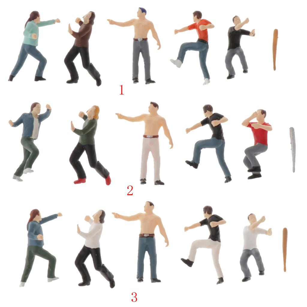 1:64 Mini People Figurines Model Outdoor Attack Against Bad Guys Scene Architectural Plastic
