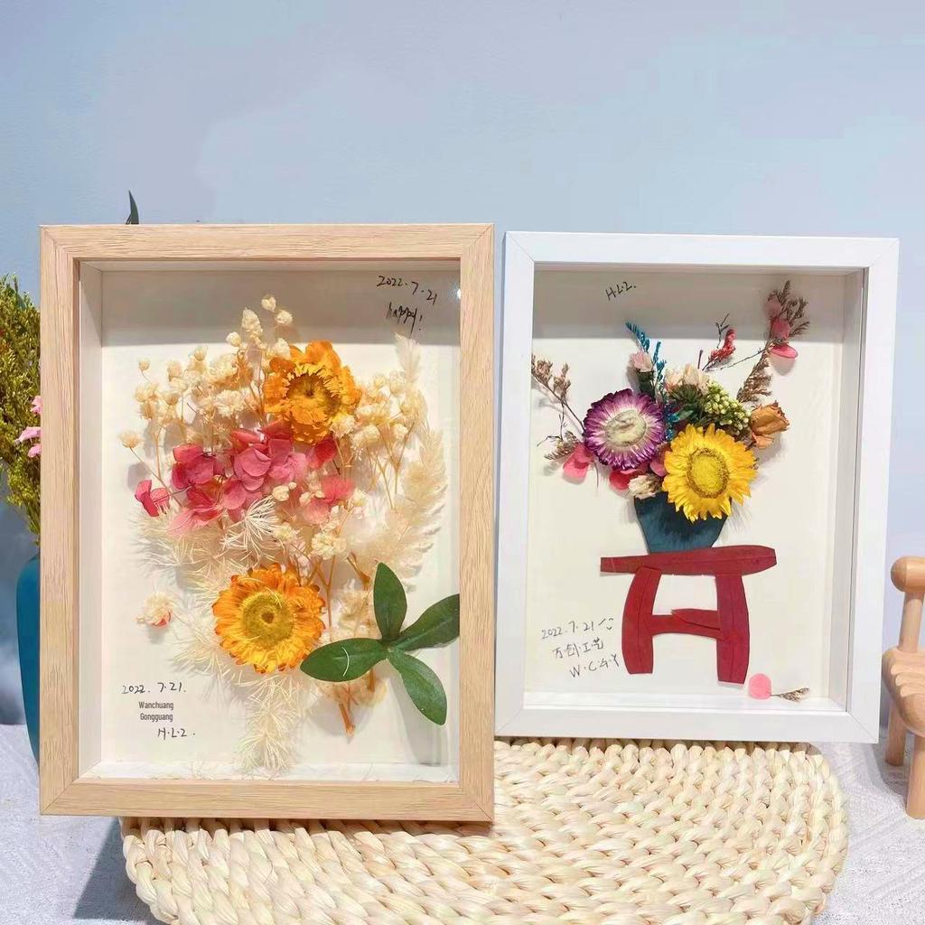 Gypsophila Dried Flower Handmade Wooden Photo Frame