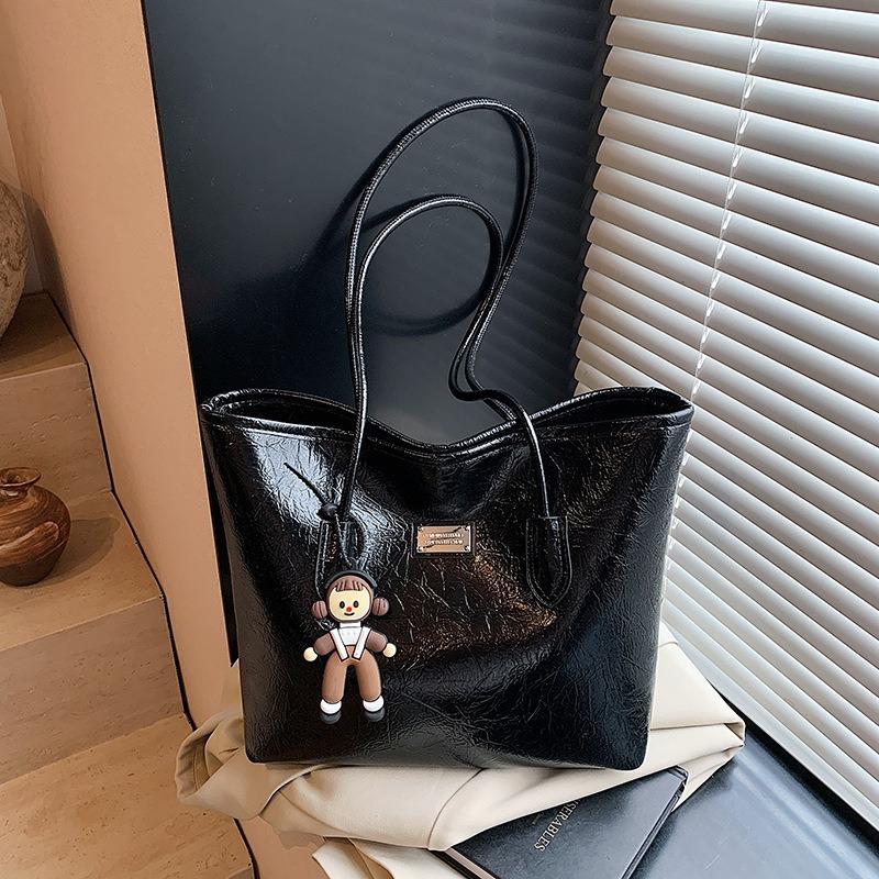 

Large capacity underarm bag women s bag new high-end niche commuter bag versatile shoulder tote bag чорний