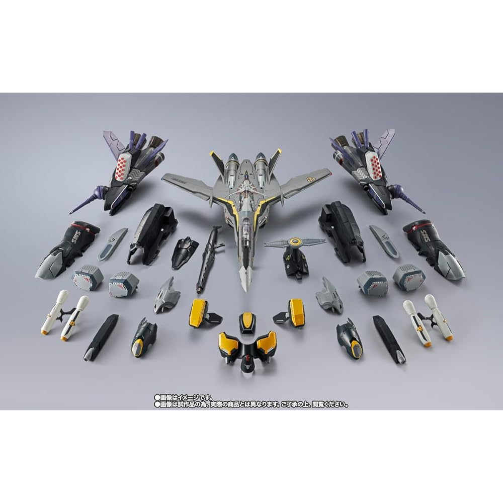 Bandai Spirits Macross F-25S Armored Messiah Valkyrie Ozma Lee Revival Ver DX Chogokin Figure