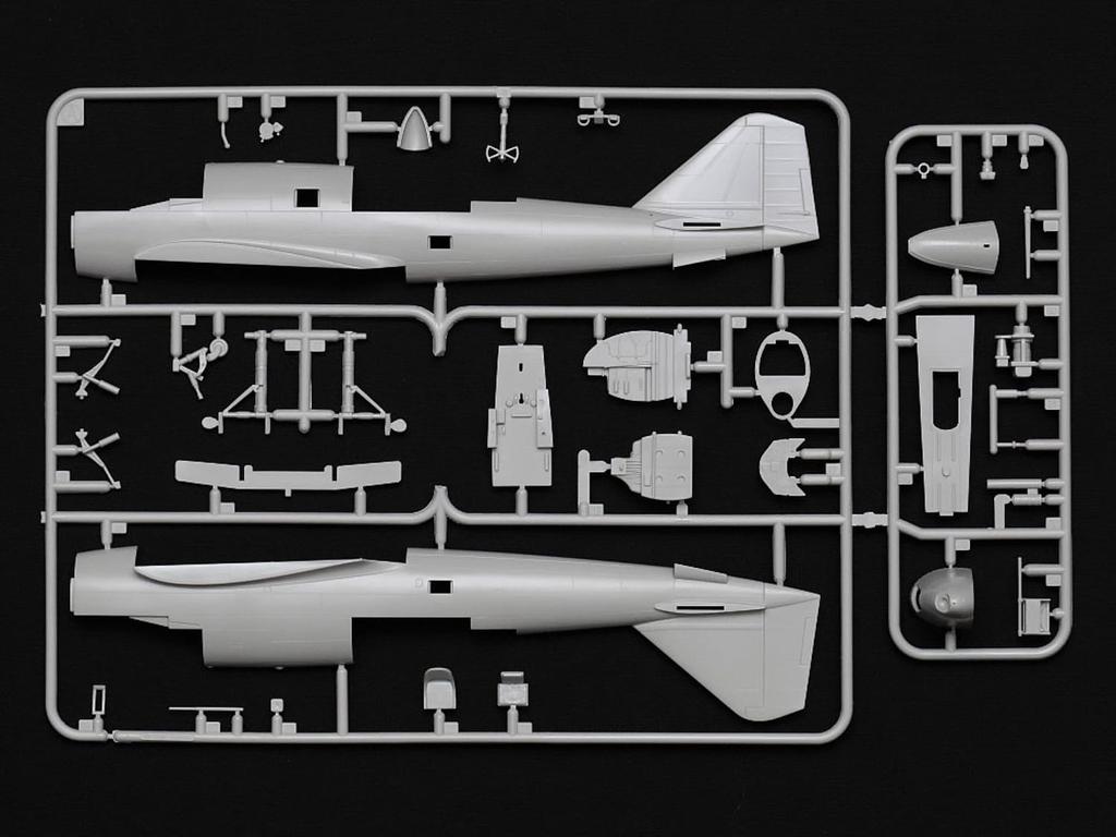 TAMIYA Scale Limited Product Headquarters Reconnaissance Aircraft Type Set Plastic Model 25217 1/48 Hyaku-style III/Kurogane 4-Ki