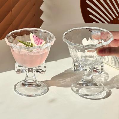 Trinkgeschirr – Becher & Gläser