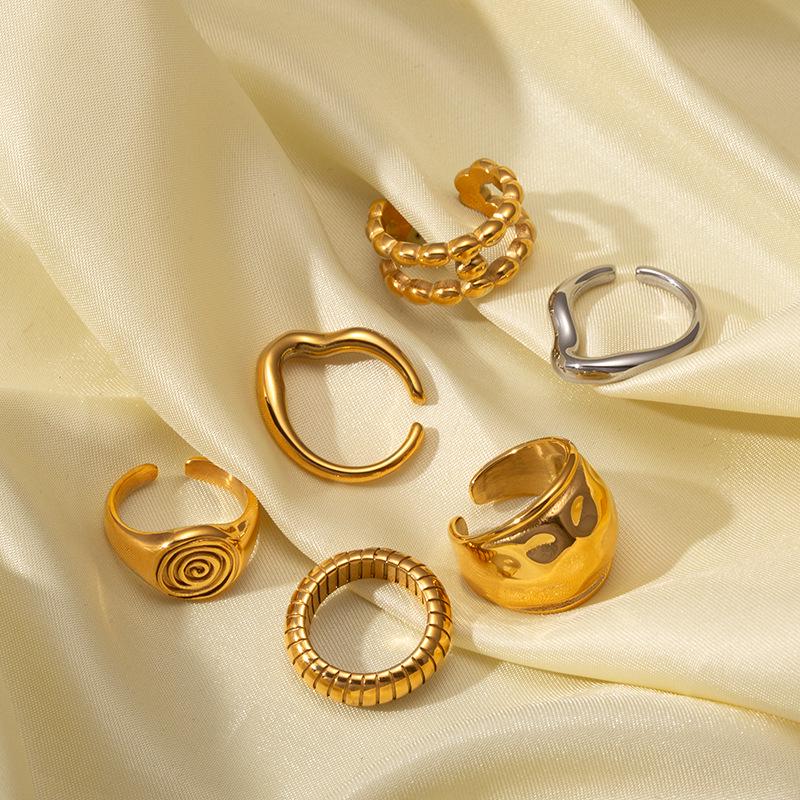 18k Gold Plated Stainless Steel Spiral Hammered Open Couple Rings