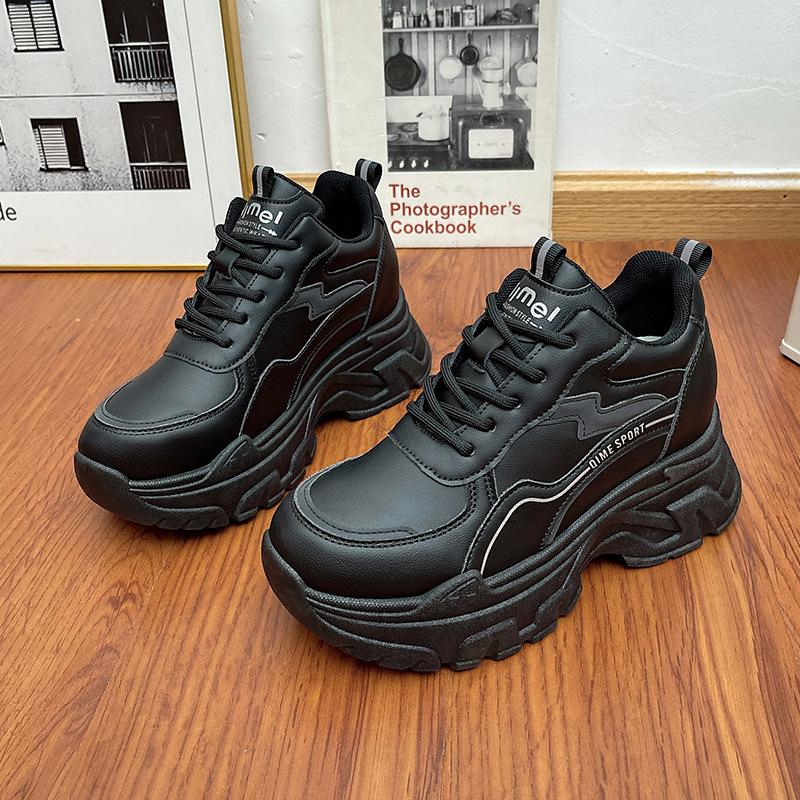 

Daddy shoes women s spring and autumn 2025 mesh new breathable thick-soled versatile height-increasing small lightweight casual sports shoes 40