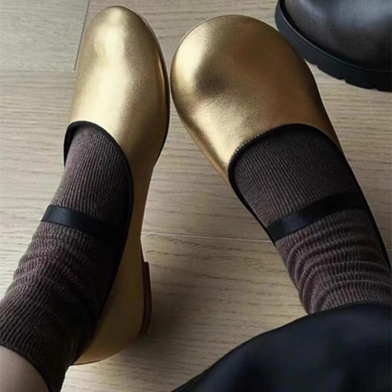 

Niche design gold single shoes women s new round head small leather shoes flat bottom with Mary Jane shoes 40 серебряный