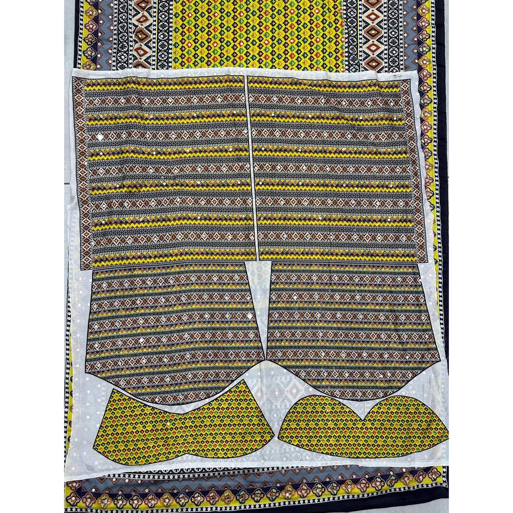 Neue Kollektion von Designer-Sarees im Ajrak-Druck
