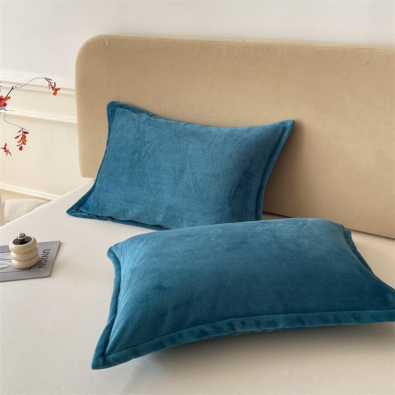 

Наволочки из плотного зимнего кораллового молочного бархата, 48x74, пара 48x74 cm Pair