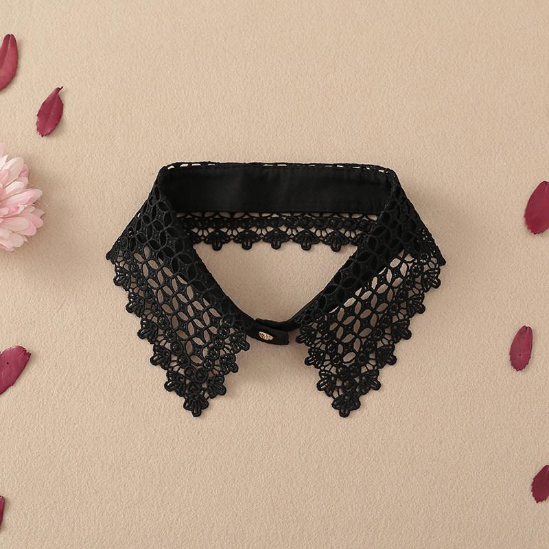 Všestranný dámský falešný límec s krajkovým lemem