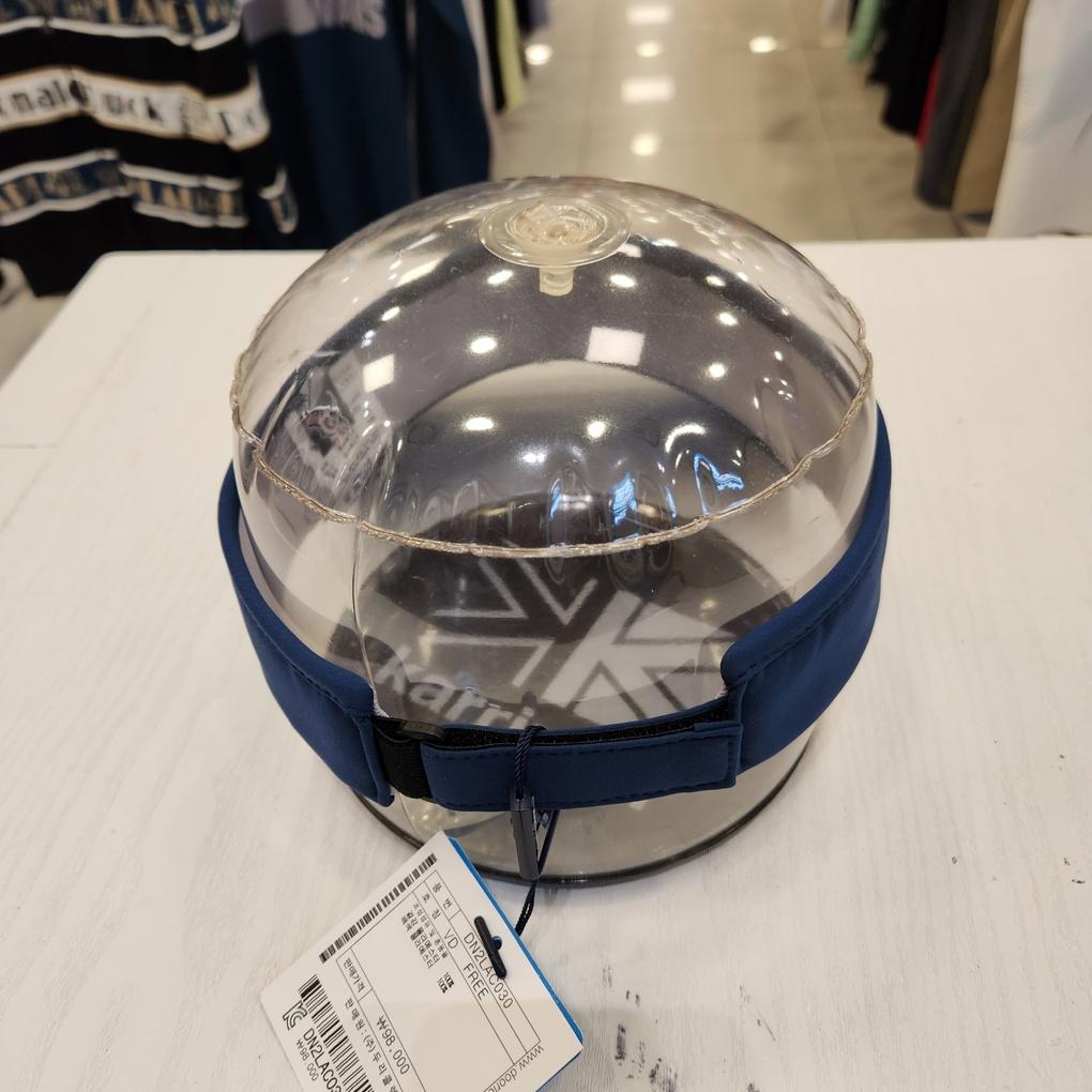 Functional women's sun cap with auxiliary window that gives pointer with golf theme printer