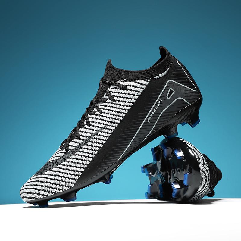 Seamless fly-woven football shoes men's low-top youth long nails broken nails training sports shoes 2025 retail