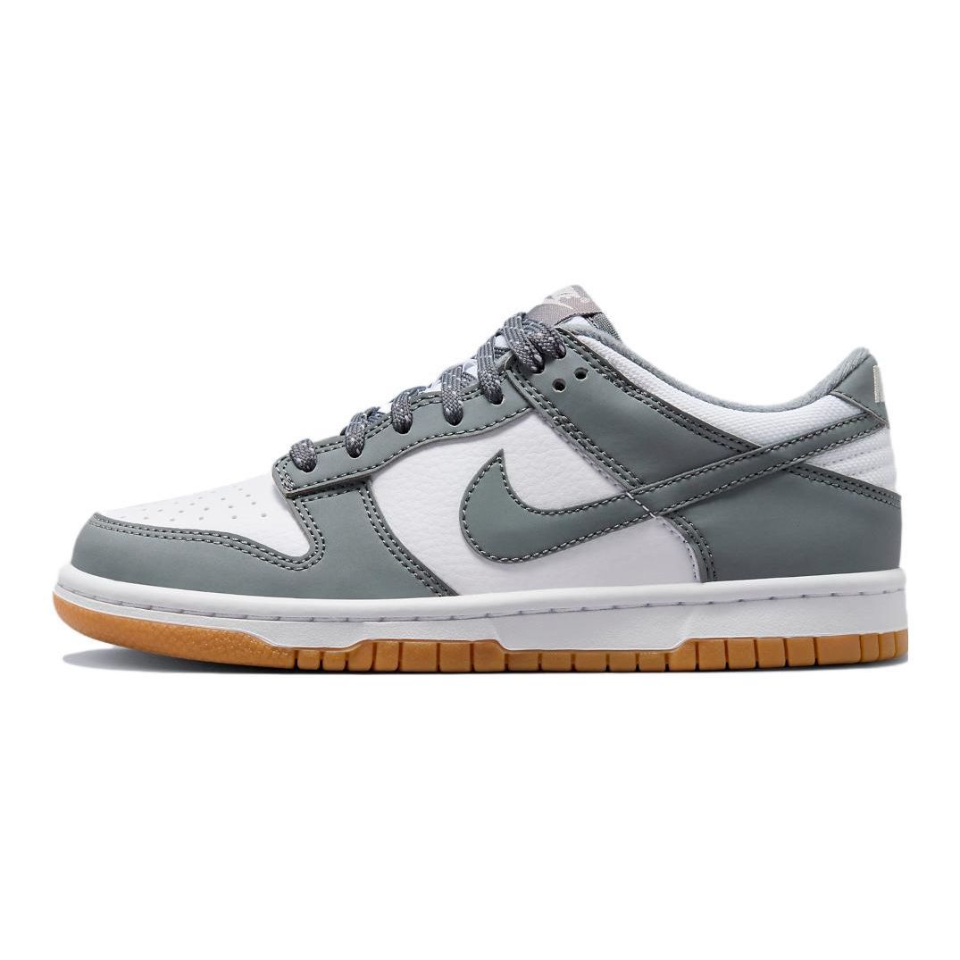 

Детские кроссовки Nike Dunk Low GS Reflective Grey White Smoke-Grey Light-Iron-Ore FV0374-100 36