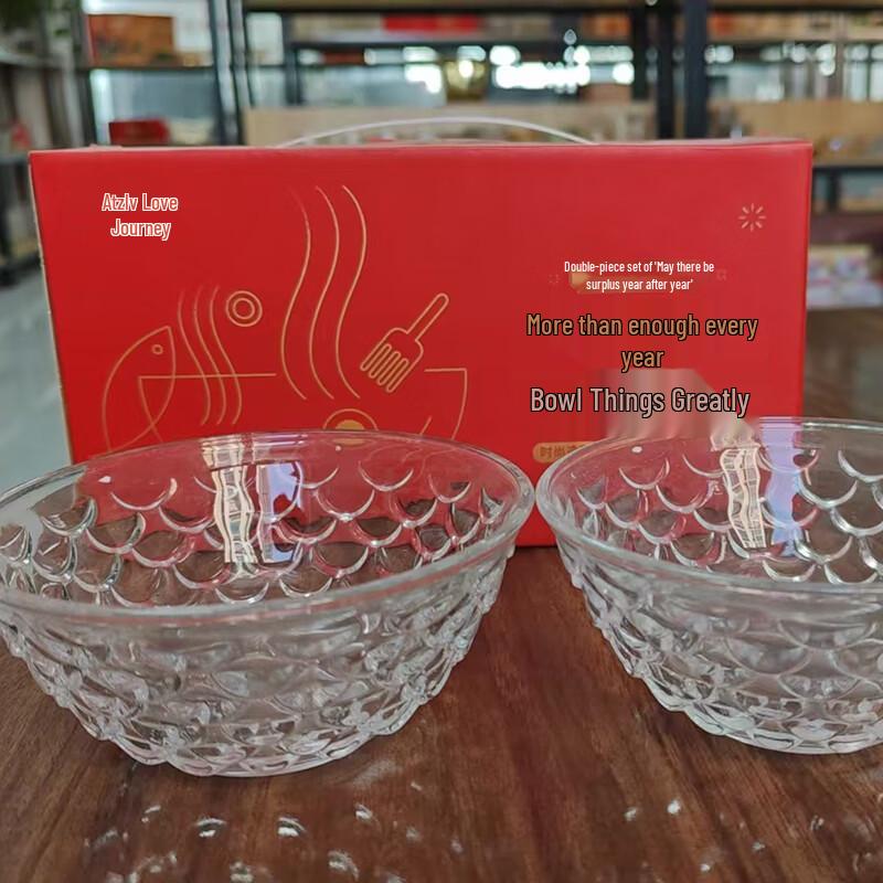 Minimalist Glass Salad Bowl