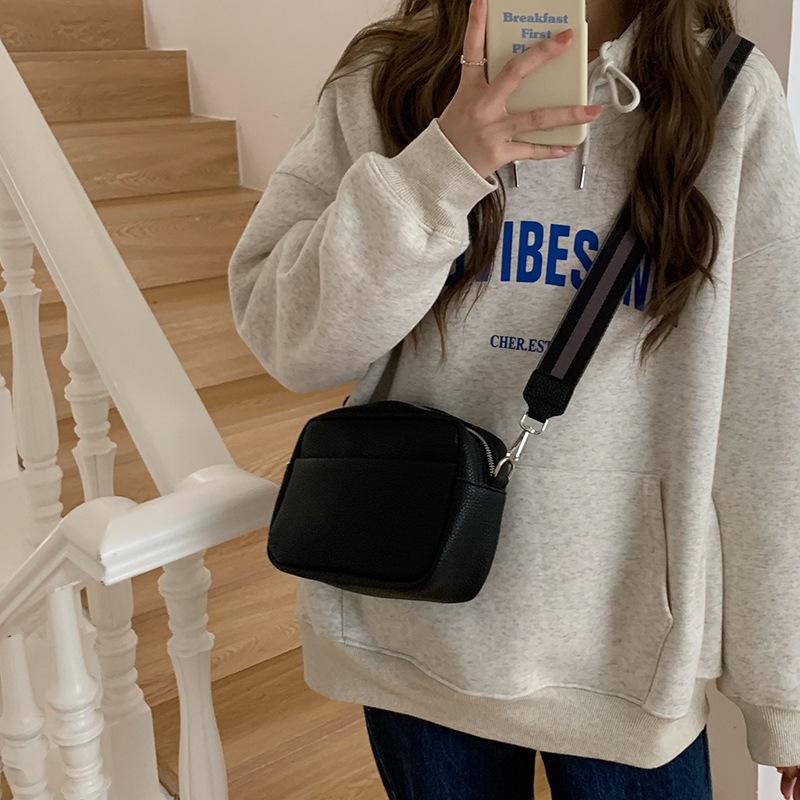 

Fashion Women s Bag New Solid Color PU Crossbody Bag Women s Bag Women s Shoulder Bag Small Square Bag