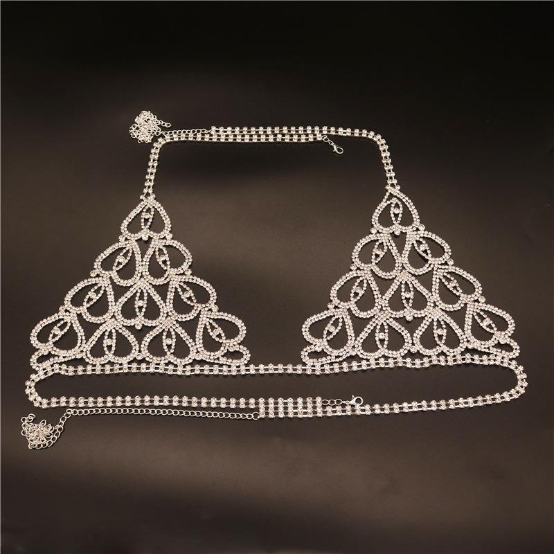 Sexy body chain, chest chain, fashionable luxury, heart-shaped rhinestone, lingerie set, nightclub clothing