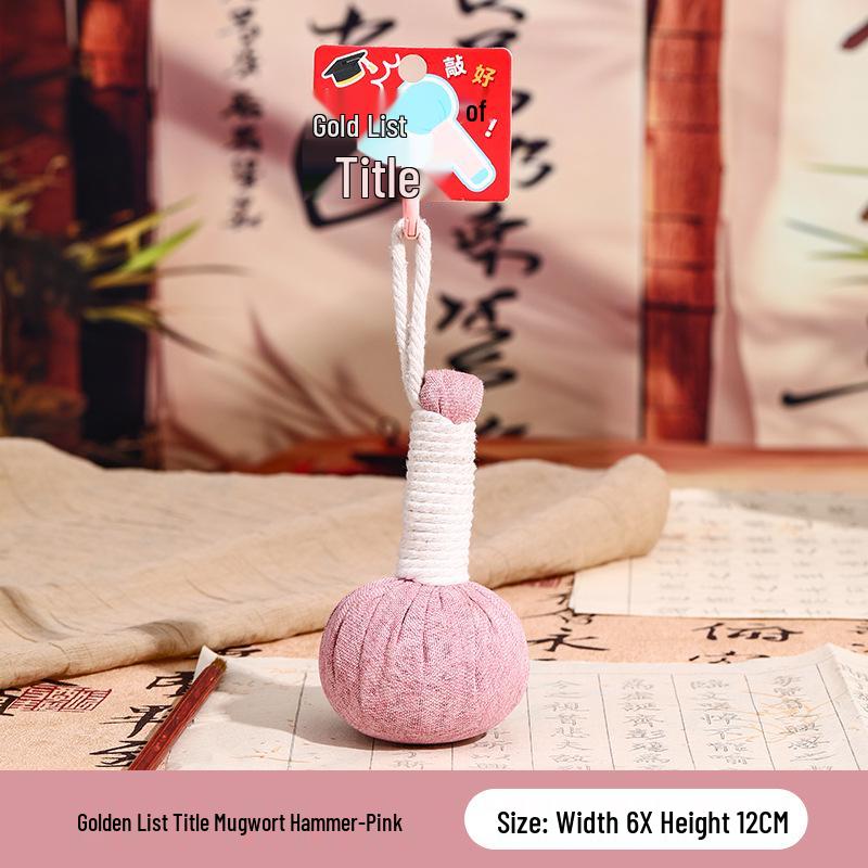 Ręcznie robiony pluszowy brelok do kluczy z wełny w kolorze kaki