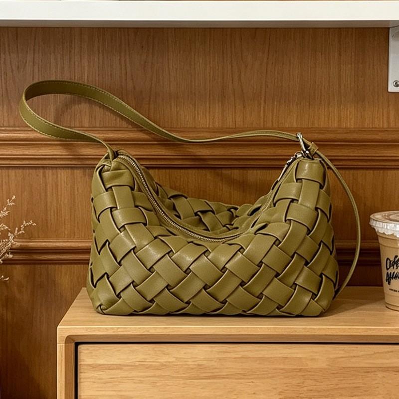 Woven Soft Leather Crossbody Bag Minimalist Chic Tote Daily Commute Urban Style